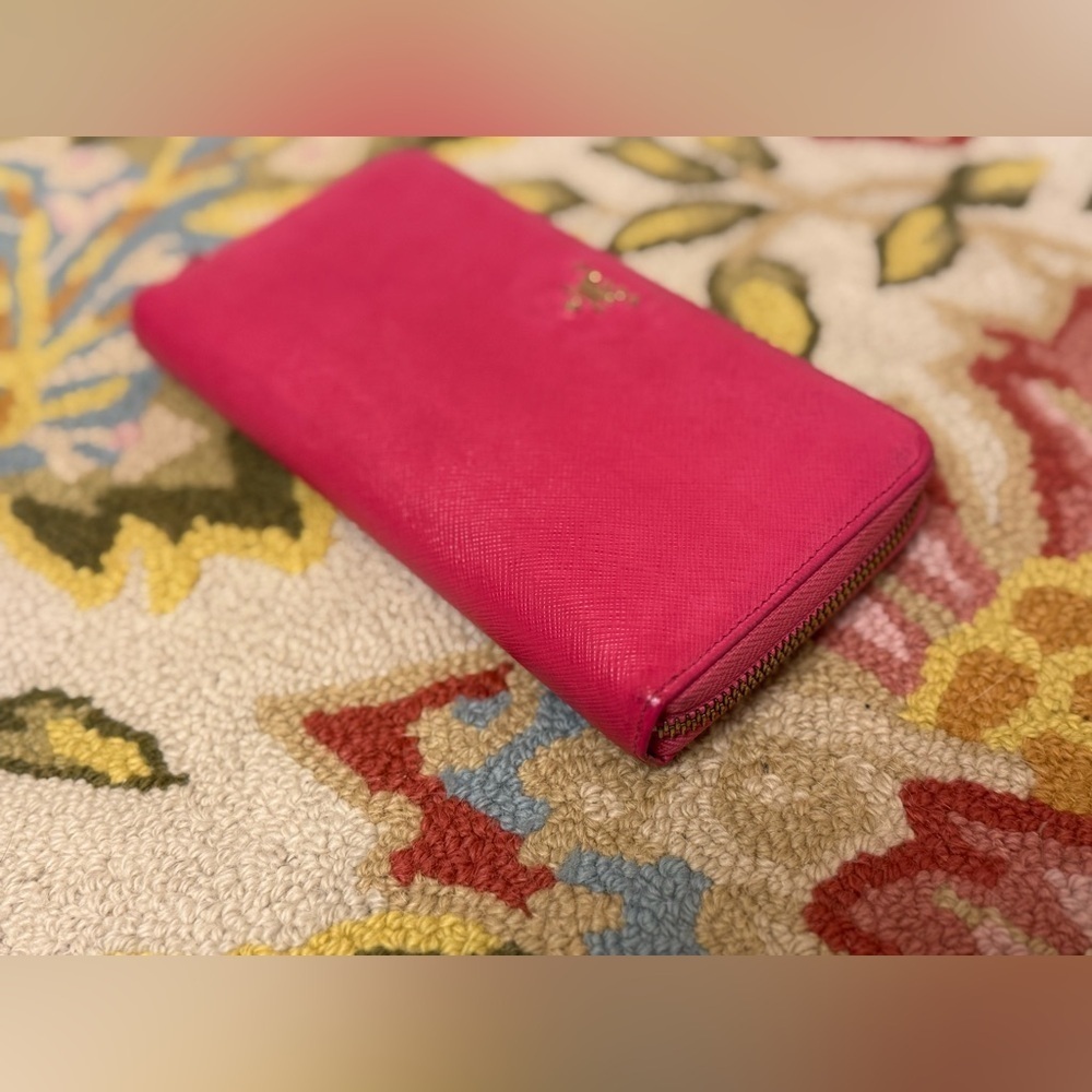PRADA Saffiano Lux Leather Barbie Peonia Pink Continental Zip-Around Wallet - Picture 8 of 16